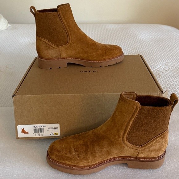 Vince rue tan Chelsea lug sole suede WATER REPELLENT boot size 7.5 / 38 NIB - Picture 3 of 16